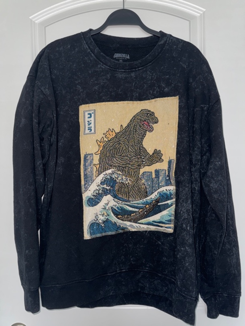 Godzilla Graphic Crewneck Sweatshirt - Black
